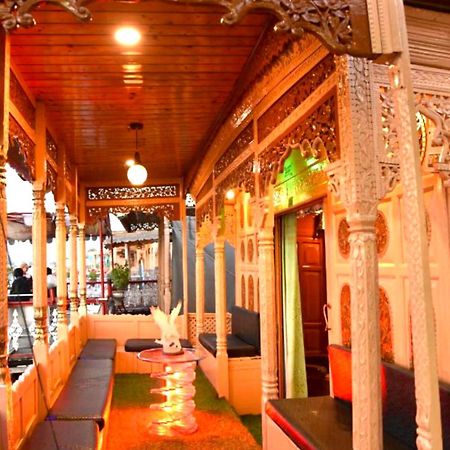 The Heritage Safina Group Of Houseboats Srinagar  Exterior photo